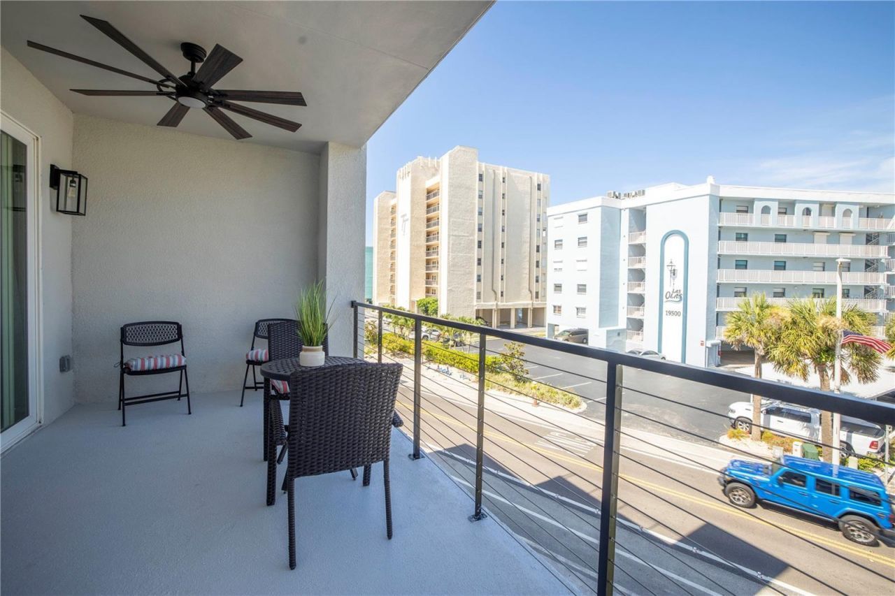 19505 Gulf Boulevard, Unit 304, Indian Shores, FL 33785 Photo