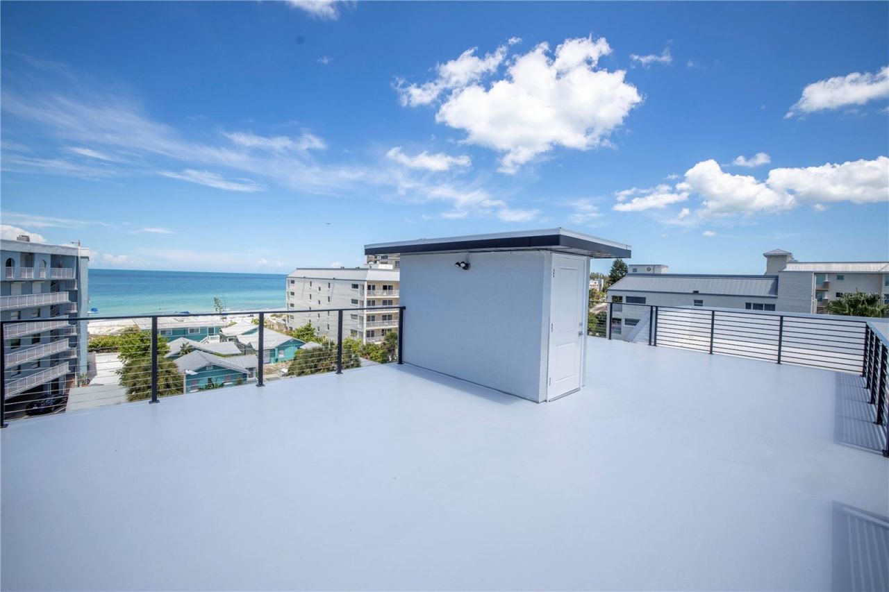 19505 Gulf Boulevard, Unit 304, Indian Shores, FL 33785 Photo