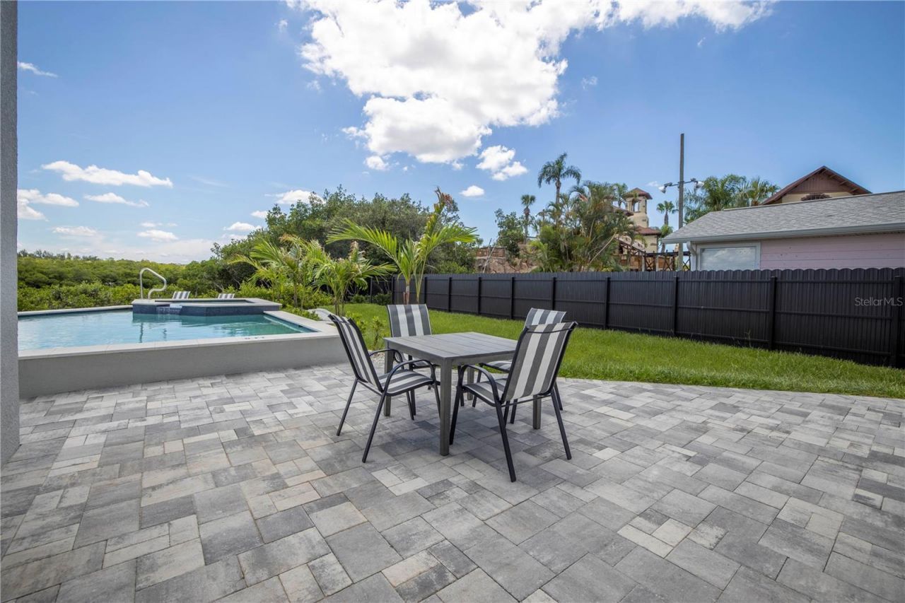 19505 Gulf Boulevard, Unit 304, Indian Shores, FL 33785 Photo