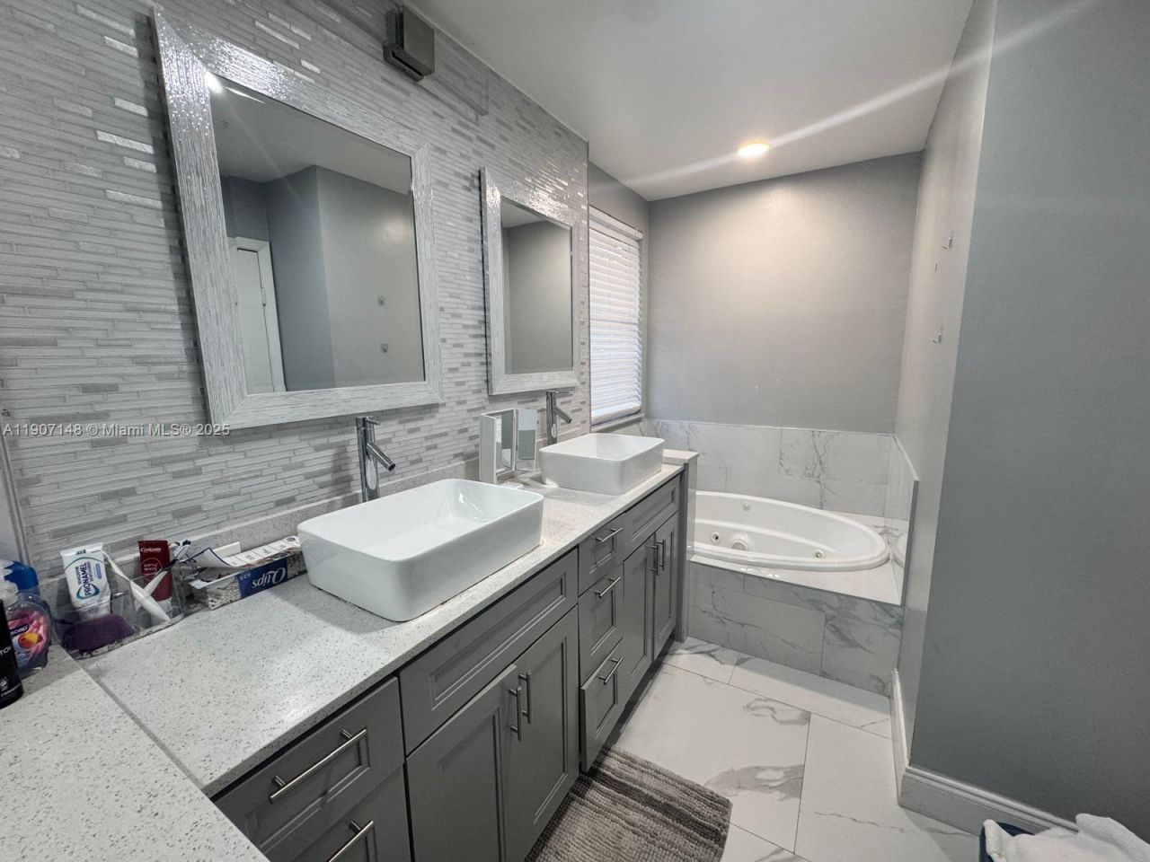 9528 NW 9th Ct, Plantation, FL 33324 Photo