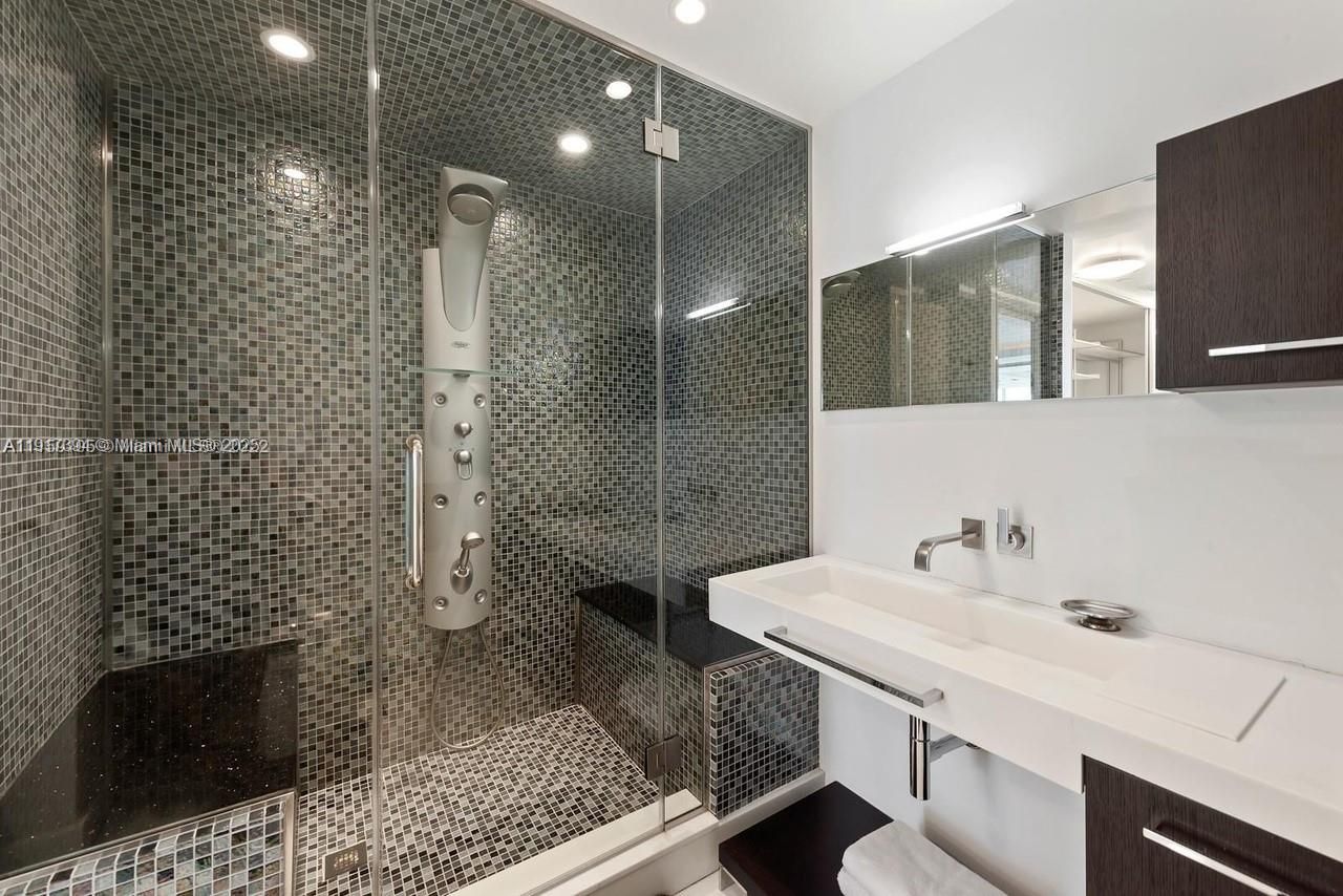 1040 Biscayne Blvd, Unit 4403, Miami, FL 33132 Photo