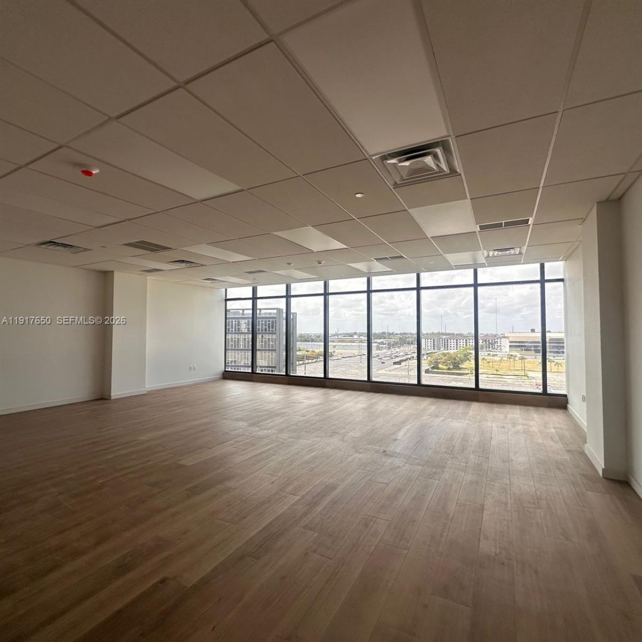 800 N Federal Hwy, Unit 806, Hallandale Beach, FL 33009 Photo