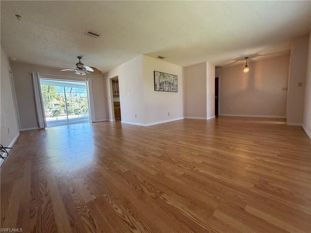 2121 SE 8th Ter, Cape Coral, FL 33990 Photo