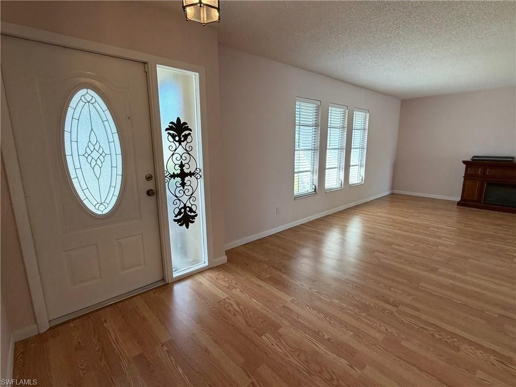 2121 SE 8th Ter, Cape Coral, FL 33990 Photo