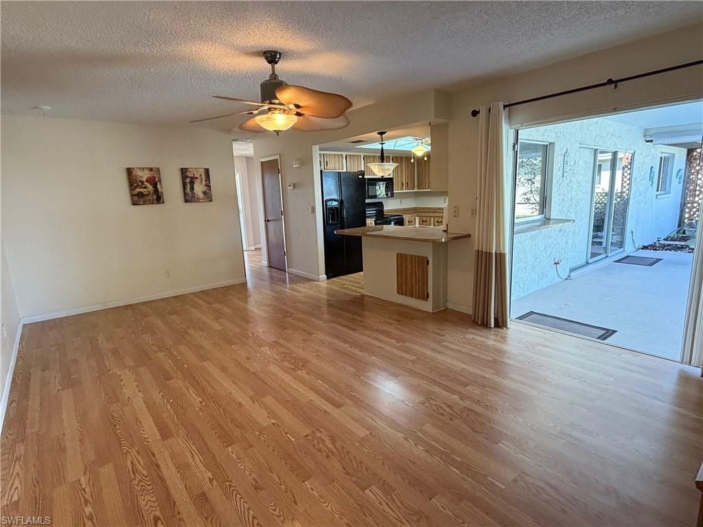 2121 SE 8th Ter, Cape Coral, FL 33990 Photo