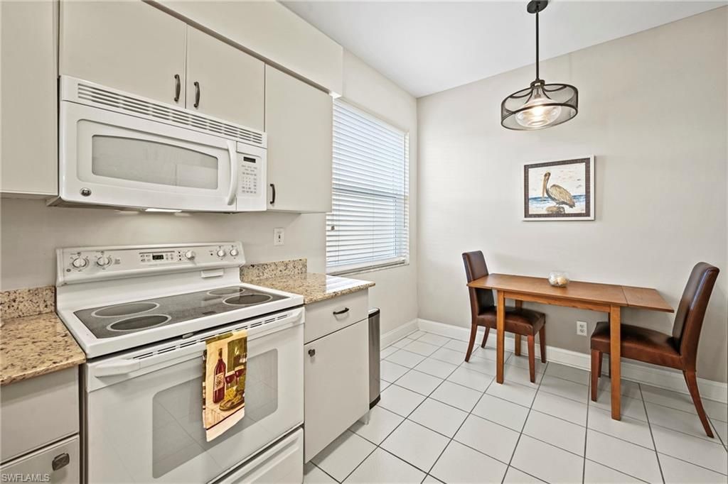 9200 Highland Woods Blvd, Unit 1103, Bonita Springs, FL 34135 Photo