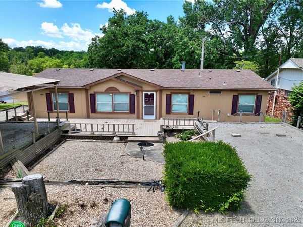 141 Hickory , Eufaula, OK 74432