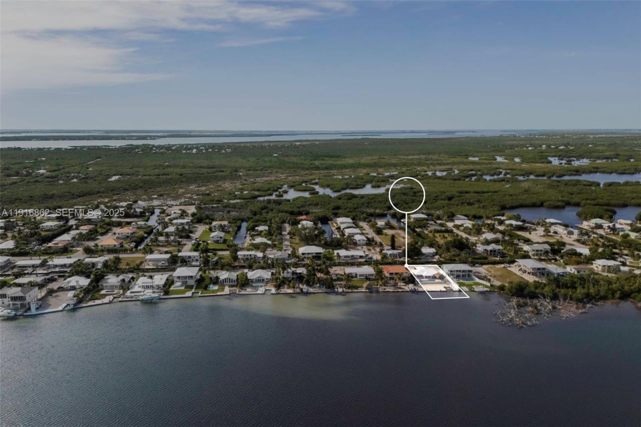 1733 Sunrise Dr, Big Pine Key, FL 33043 Photo