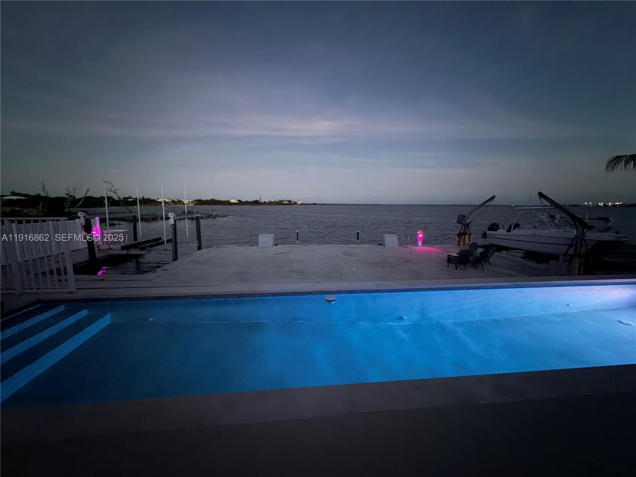 1733 Sunrise Dr, Big Pine Key, FL 33043 Photo