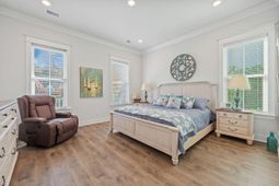 2733 Battery Pringle Drive photo 4