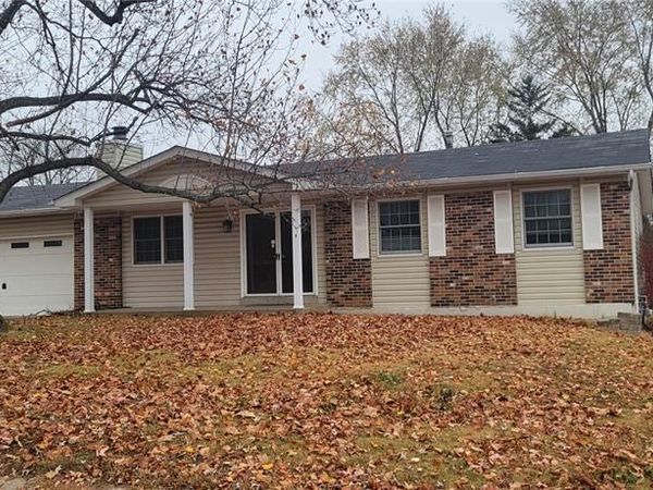 620 Saint Jovite Street, Unincorporated, MO 63304
