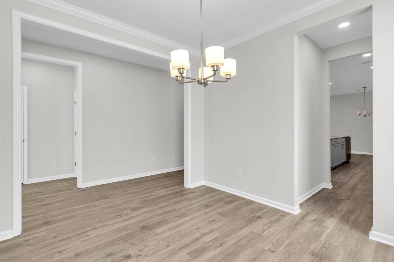 7 Cantona Drive Photo 12