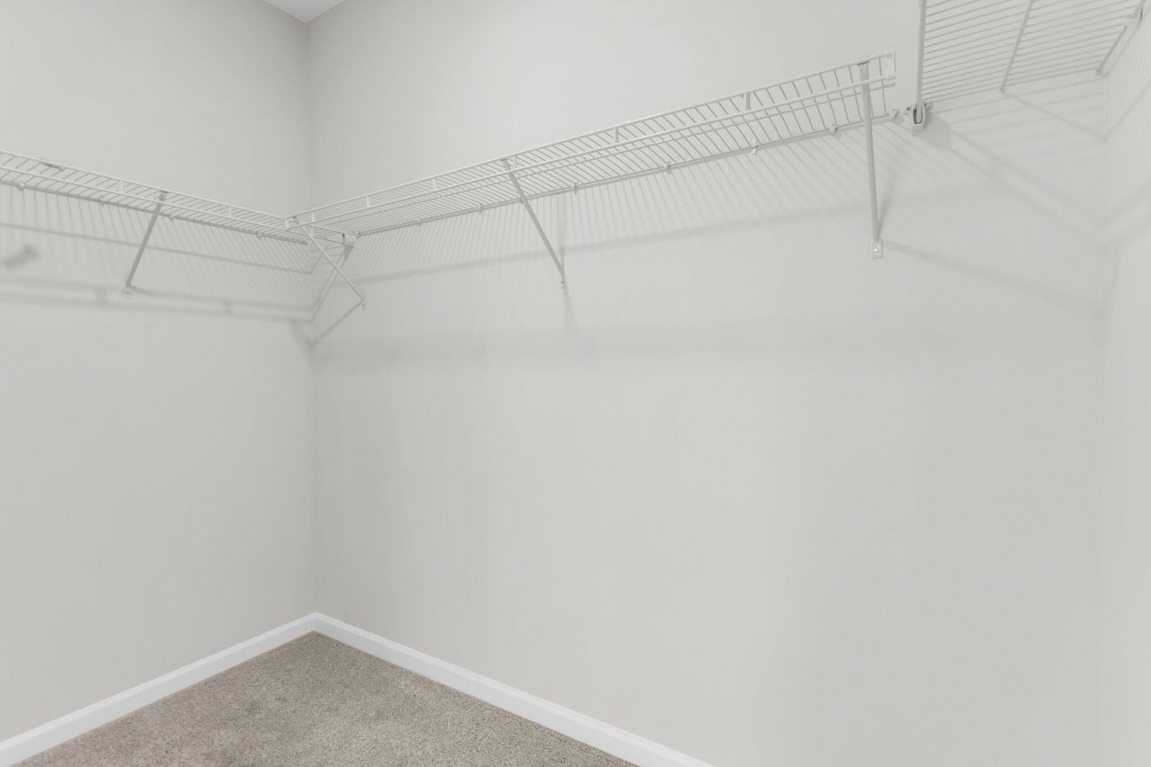 7 Cantona Drive Photo 16