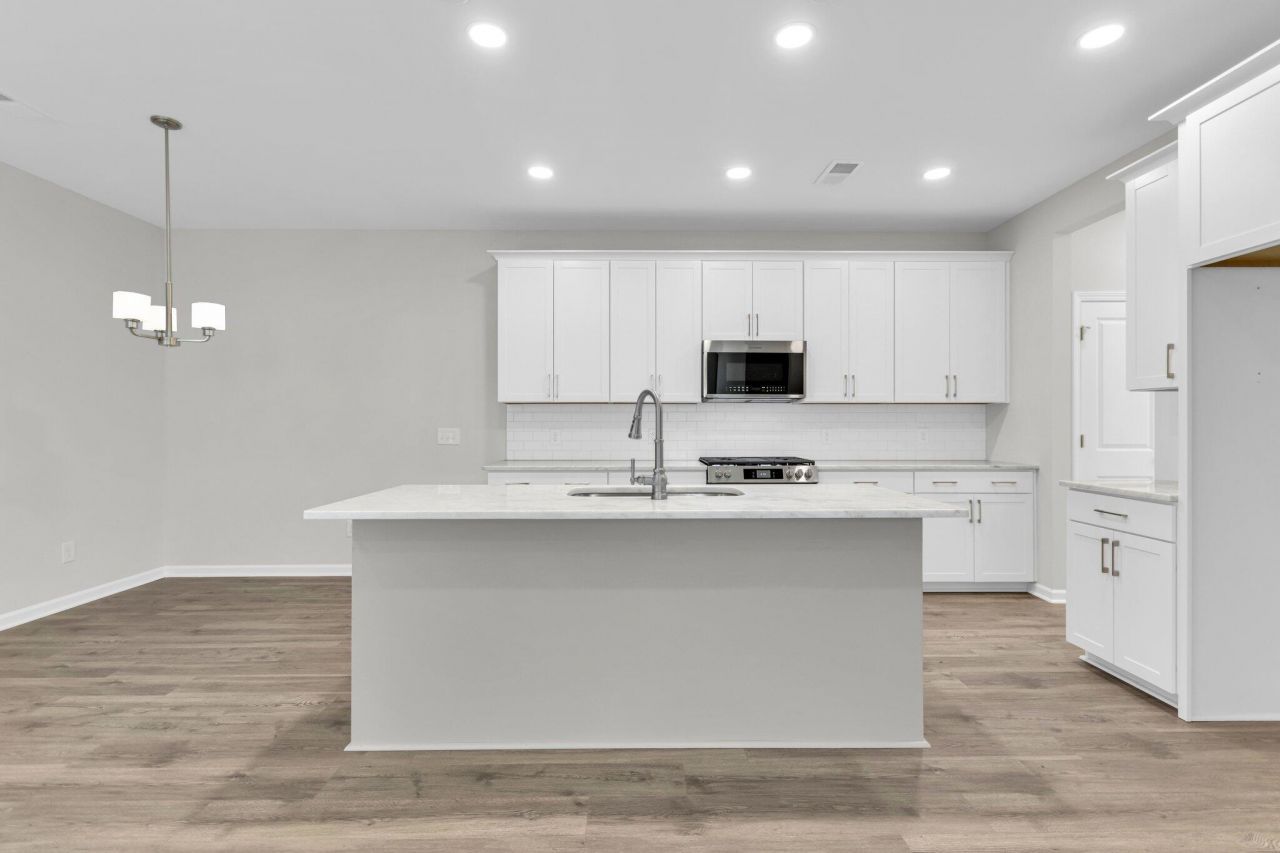 7 Cantona Drive Photo 20