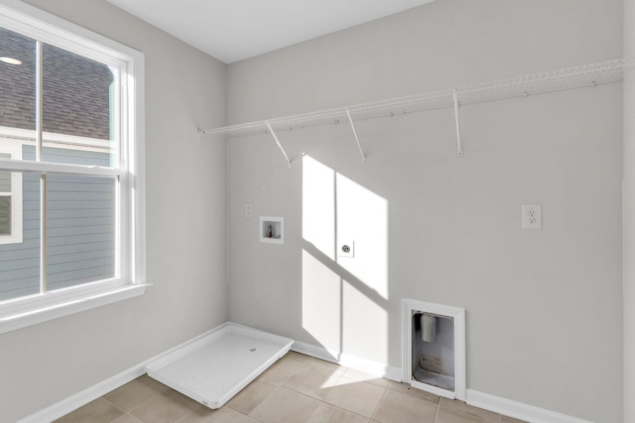 7 Cantona Drive Photo 37