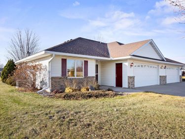 417 Circle View Drive, Dassel, MN 55325