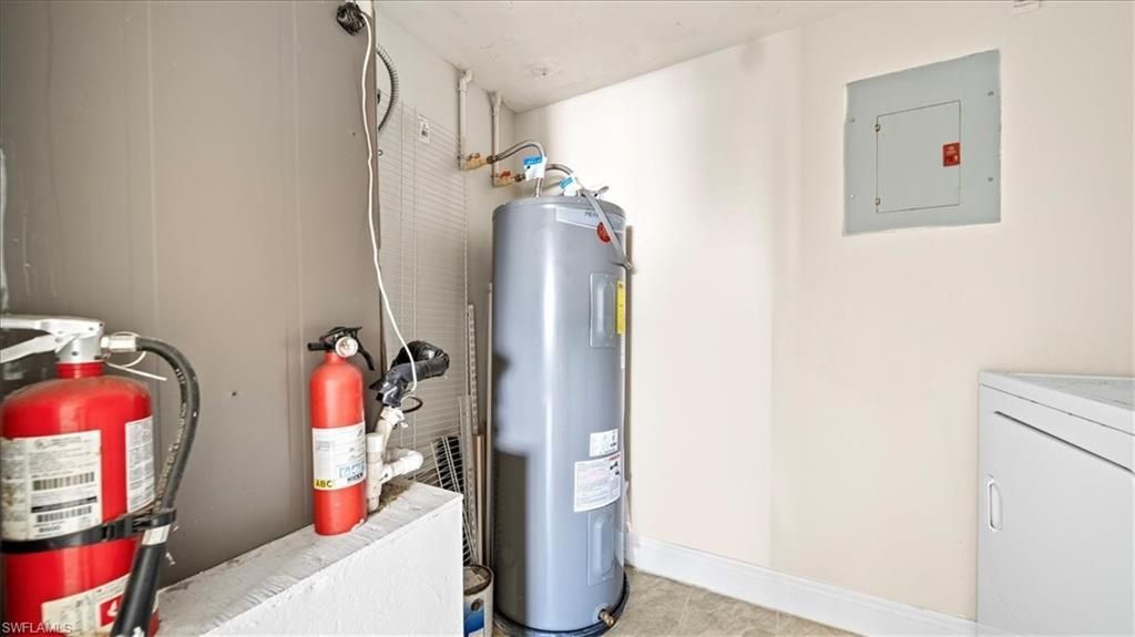 1126 SE 8th St, Cape Coral, FL 33990 Photo