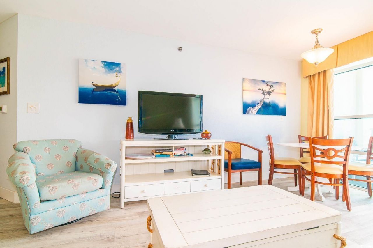 2504 Ocean Blvd. N Photo 6