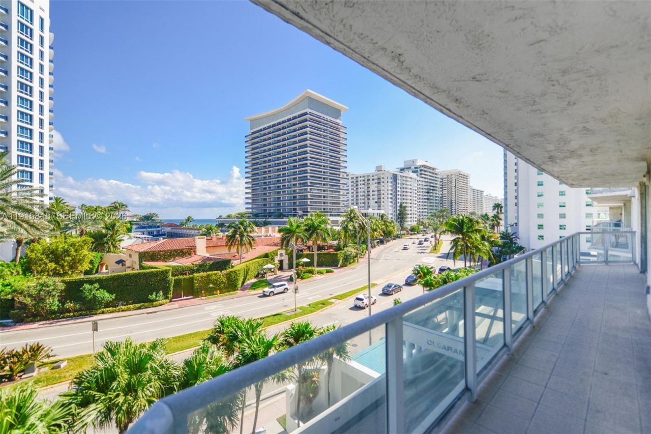 5900 Collins Ave, Unit 506, Miami Beach, FL 33140 Photo