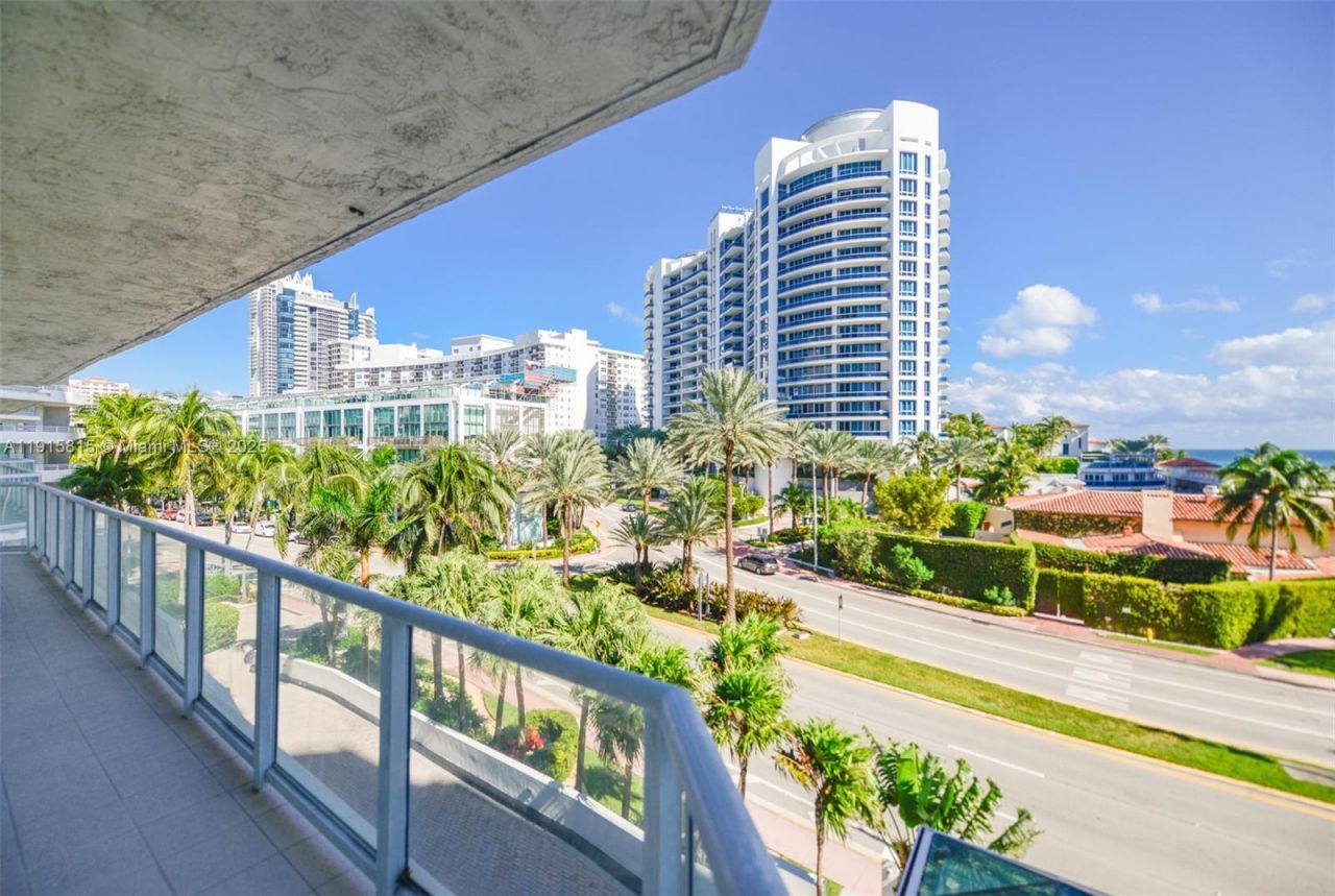 5900 Collins Ave, Unit 506, Miami Beach, FL 33140 Photo
