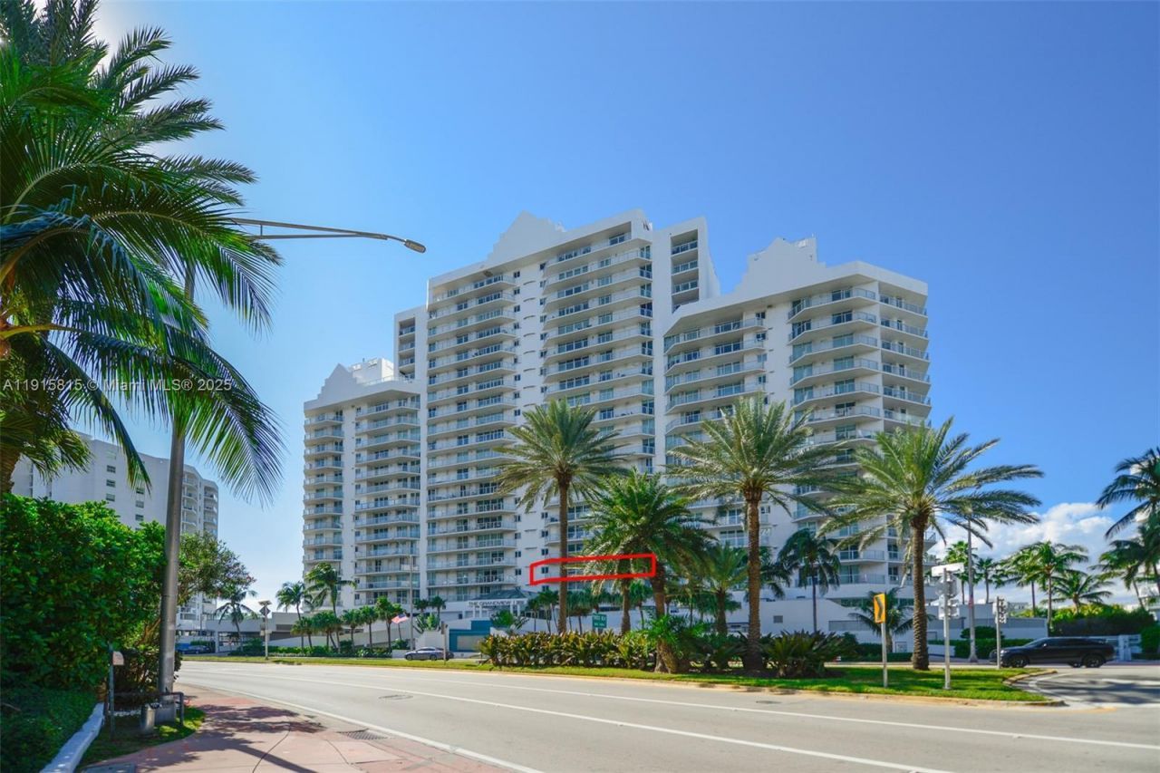 5900 Collins Ave, Unit 506, Miami Beach, FL 33140 Photo