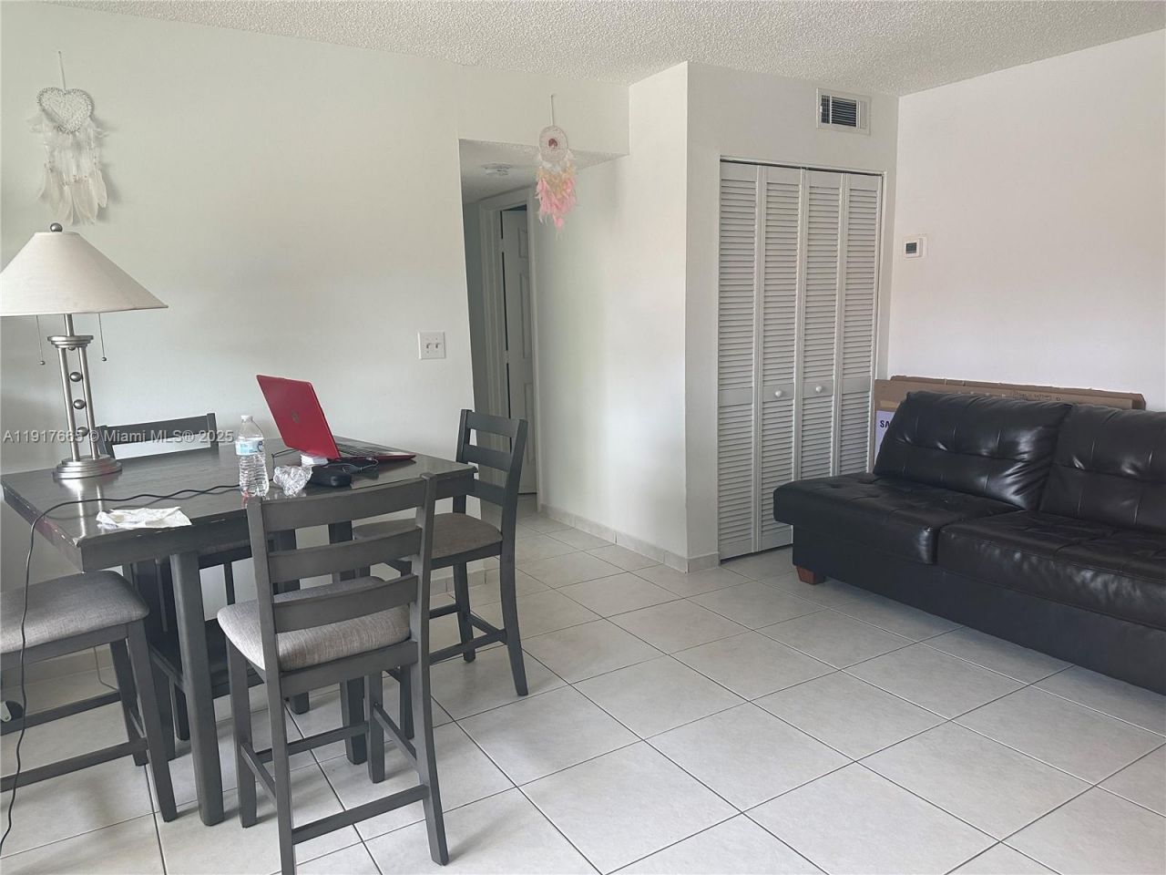 724 NE 4th St, Hallandale Beach, FL 33009 Photo