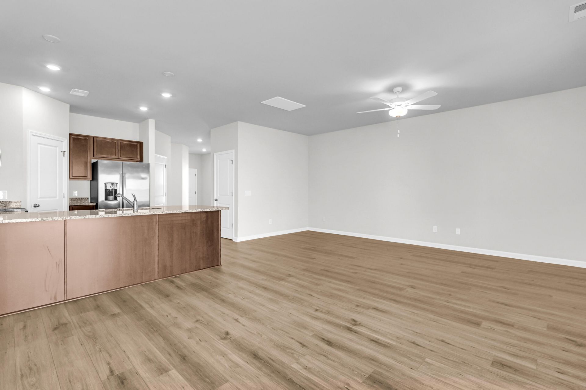 226 Central Creek Drive Photo 10