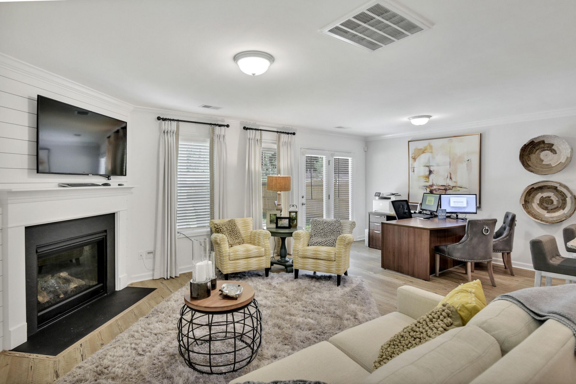 226 Central Creek Drive Photo 16