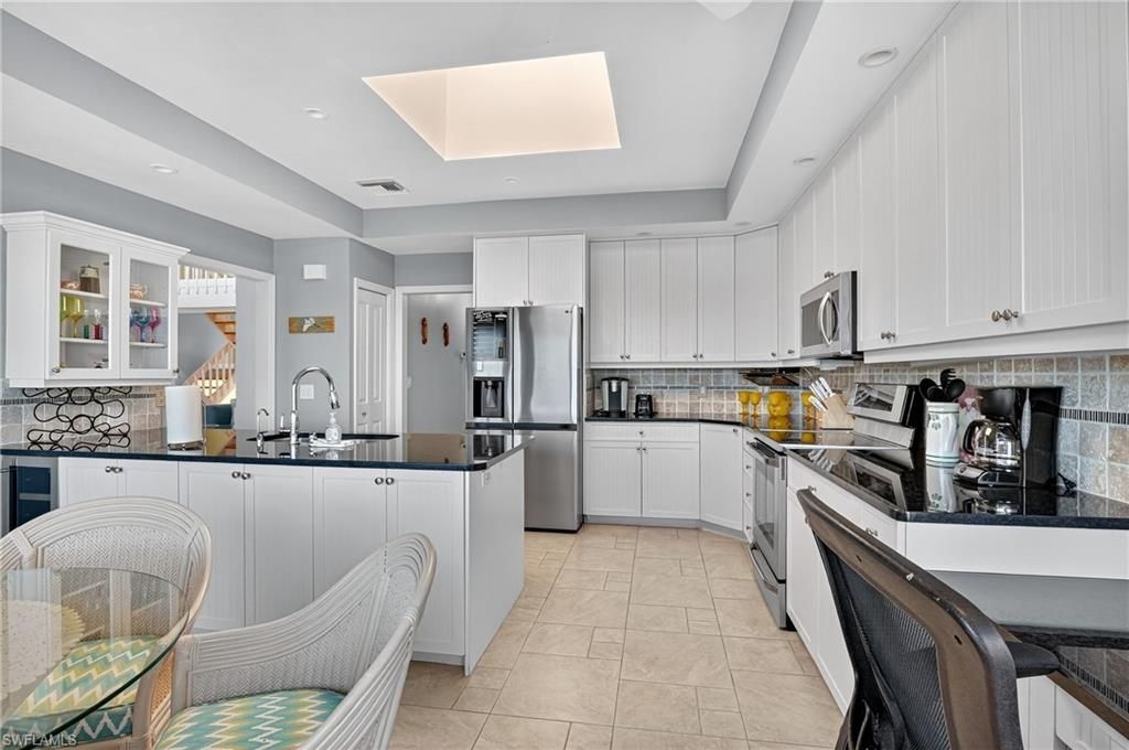 1433 Sanderling Cir, Sanibel, FL 33957 Photo