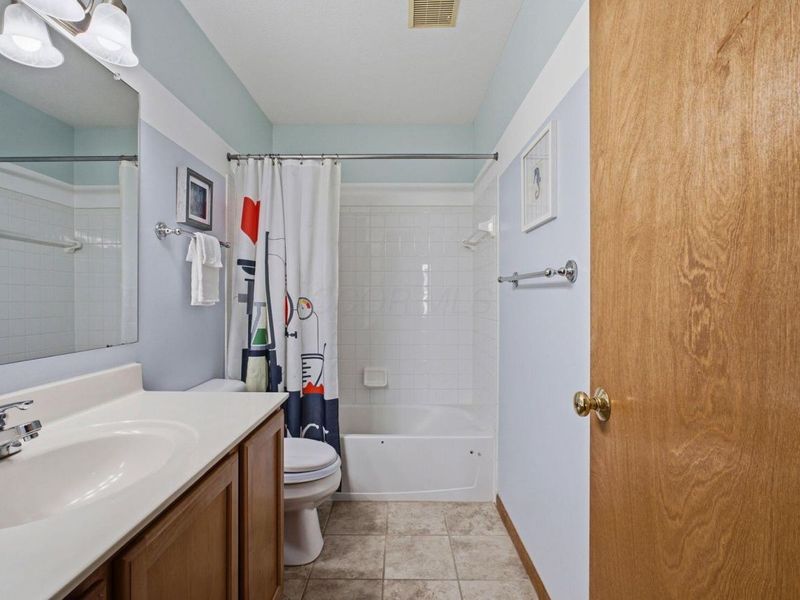 2216 Reeves Avenue, Lewis Center, OH 43035 Photo 35