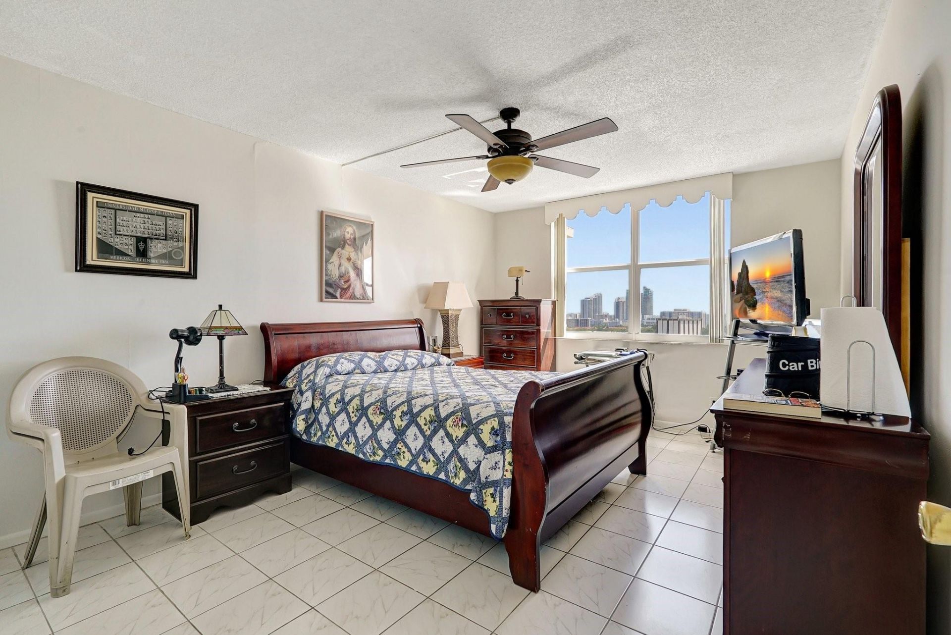 437 Golden Isles Drive, Unit 15G, Hallandale Beach, FL 33009 Photo