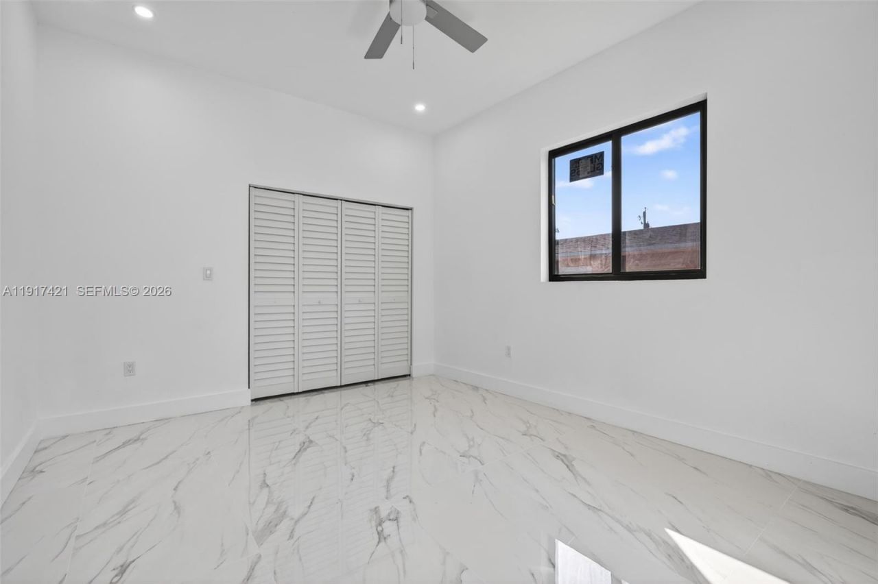 2250 NW 7th Ct, Fort Lauderdale, FL 33311 Photo