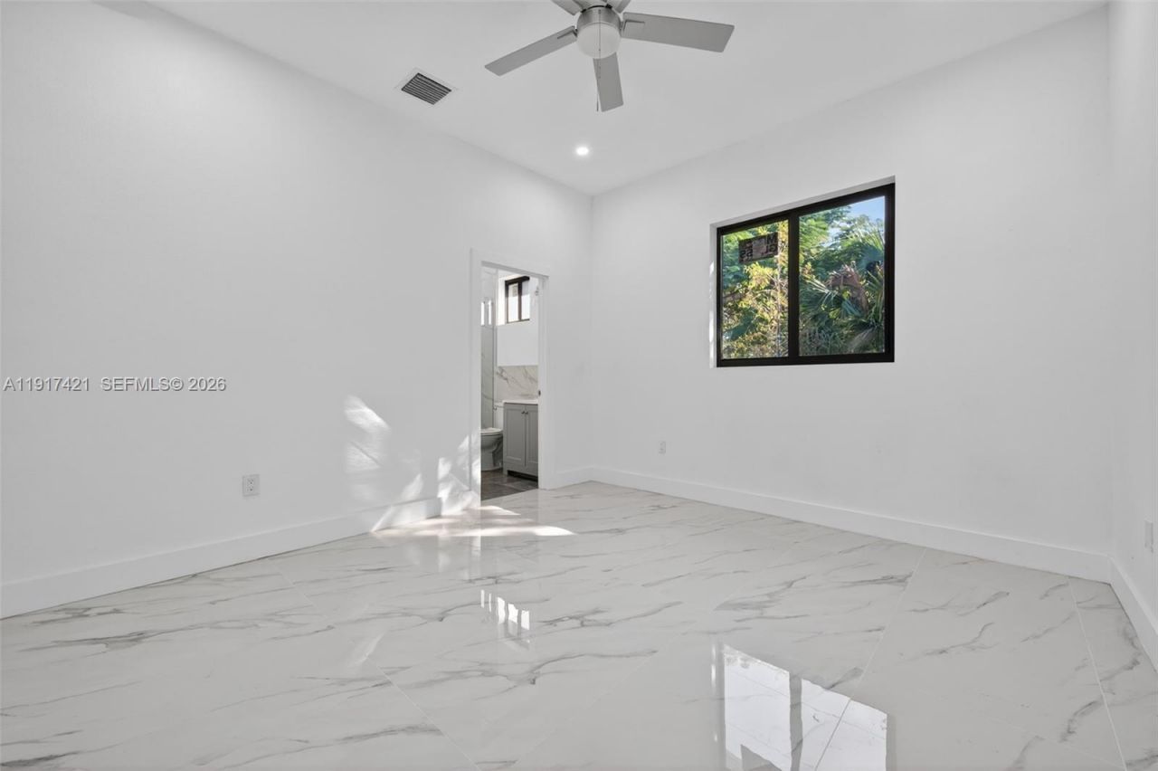 2250 NW 7th Ct, Fort Lauderdale, FL 33311 Photo