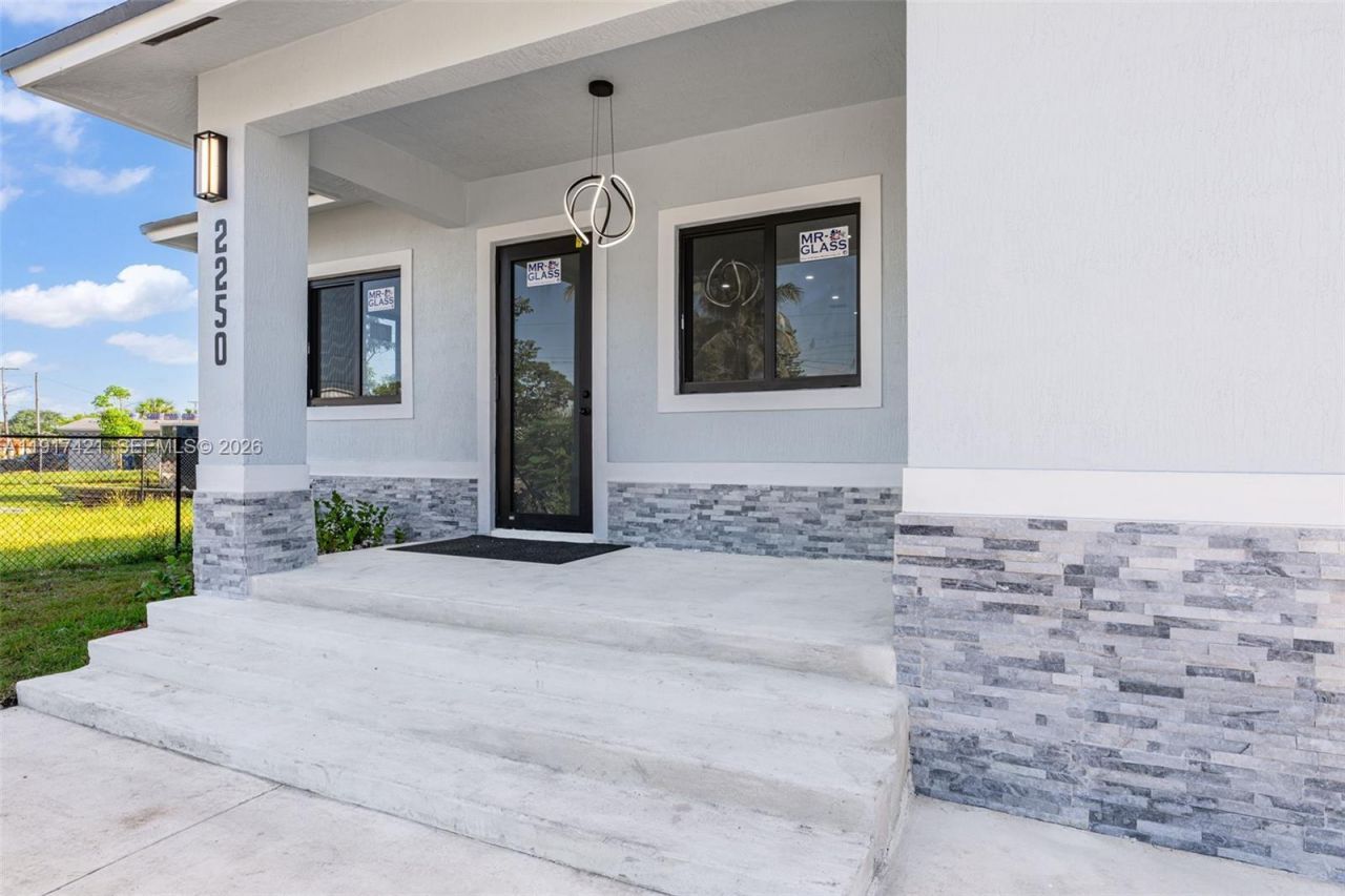 2250 NW 7th Ct, Fort Lauderdale, FL 33311 Photo
