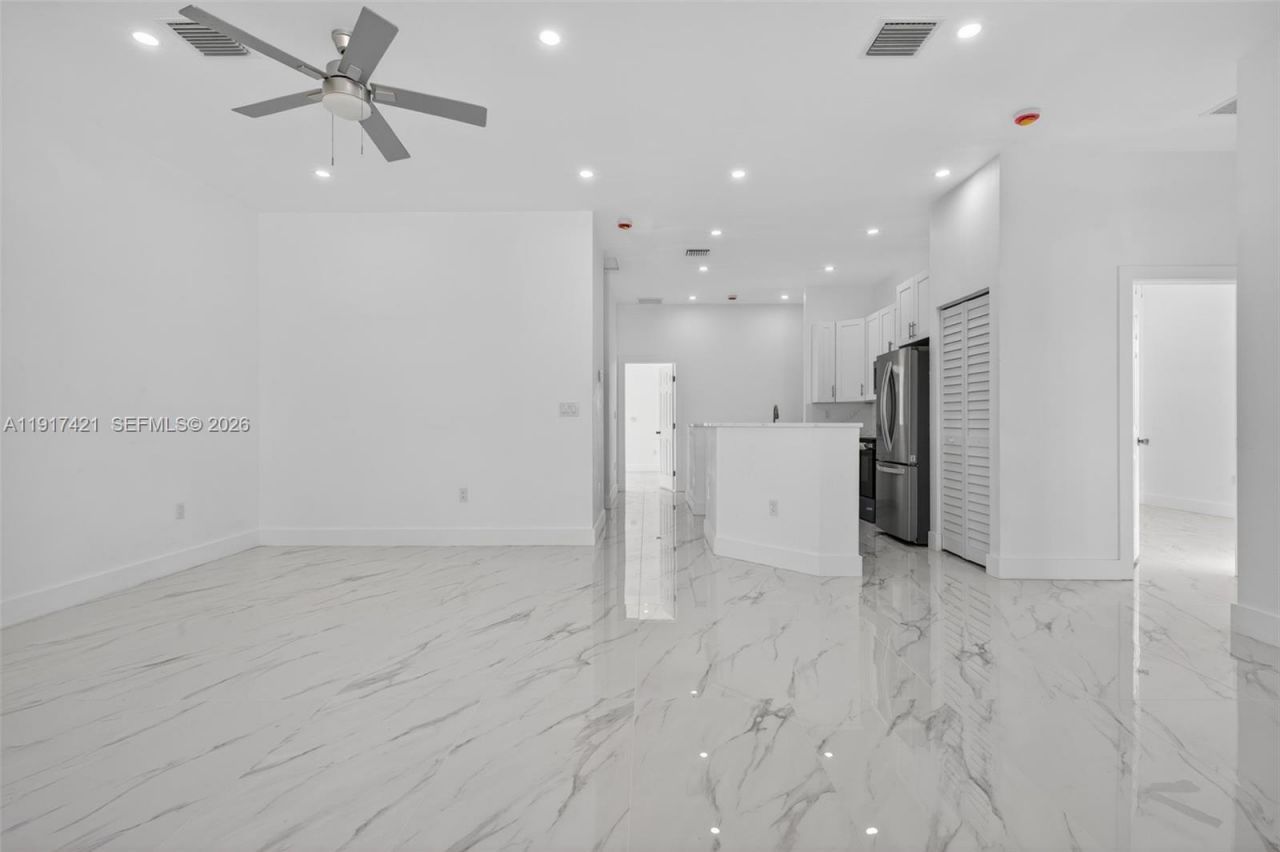 2250 NW 7th Ct, Fort Lauderdale, FL 33311 Photo