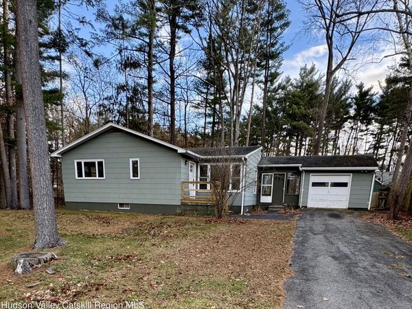 148 Lake Shore Drive, Copake, NY 12516