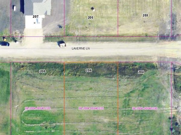 206 LAVERNE Lane N, Colfax, ND 58018