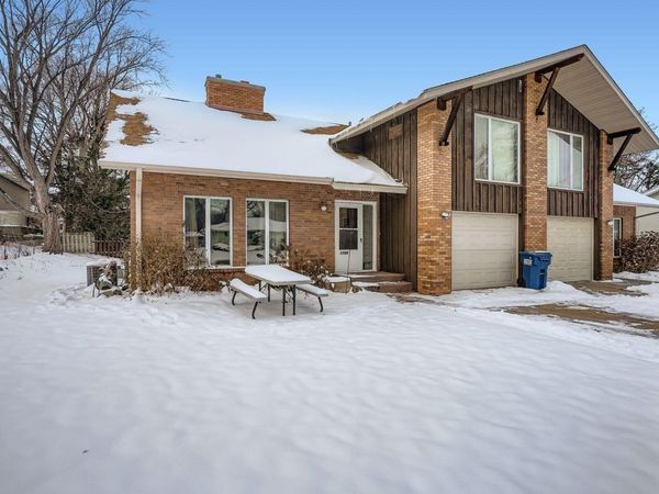 1745 Duluth Street, Maplewood, MN 55109