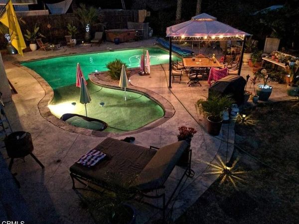 10430 La Canada Way, Shadow Hills, CA 91040