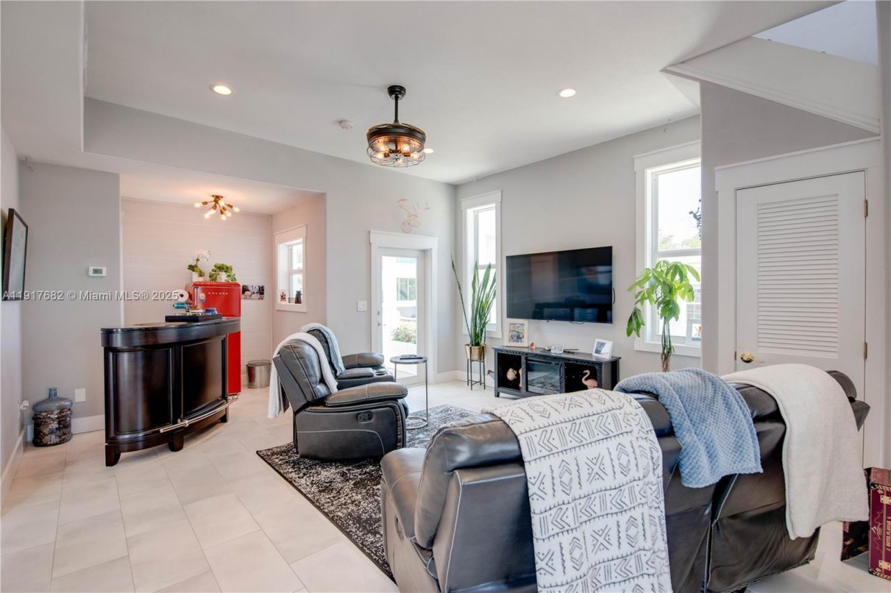 930 80th Street Ocean, Marathon, FL 33050 Photo