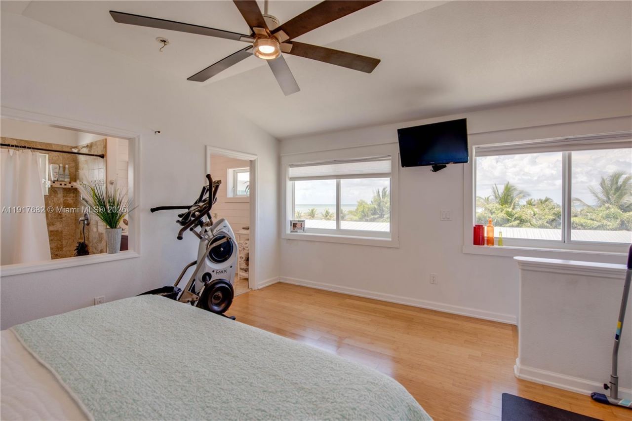 930 80th Street Ocean, Marathon, FL 33050 Photo