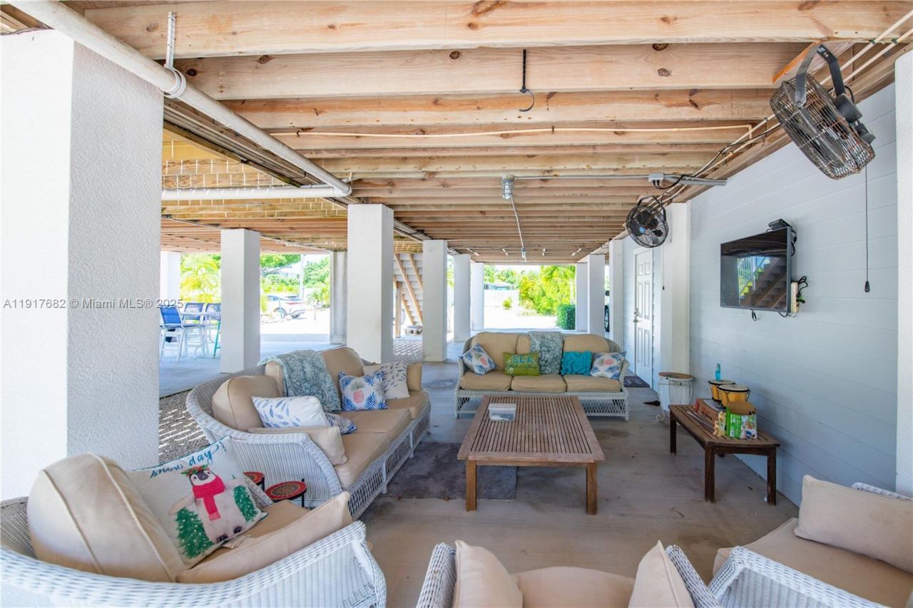 930 80th Street Ocean, Marathon, FL 33050 Photo