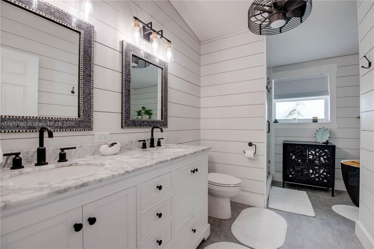 930 80th Street Ocean, Marathon, FL 33050 Photo