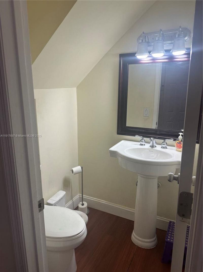 3195 N 36th Ave, Hollywood, FL 33021 Photo