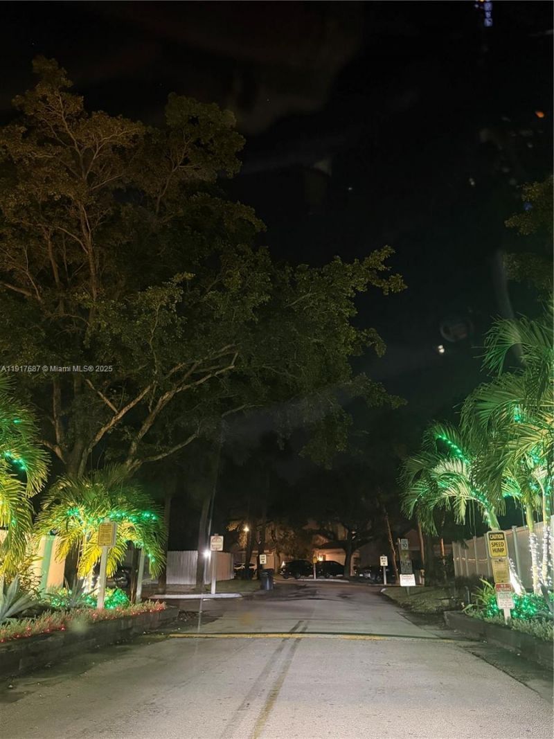 3195 N 36th Ave, Hollywood, FL 33021 Photo