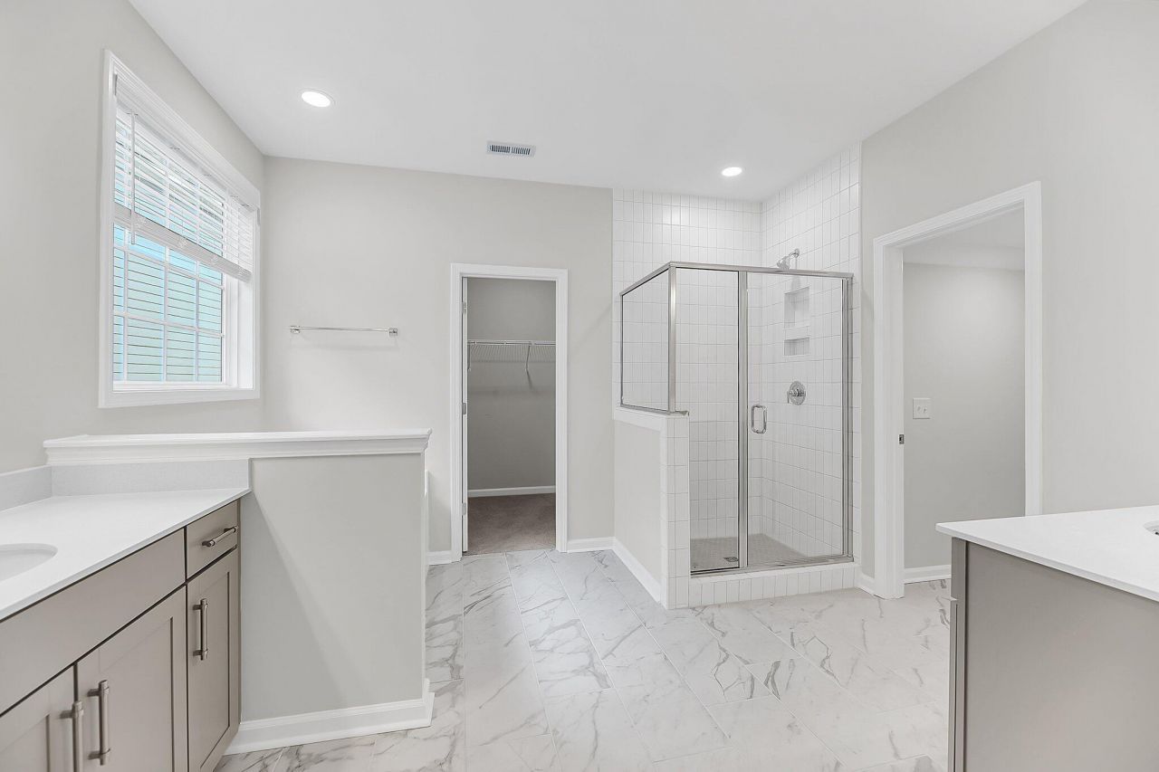 9 Cantona Drive Photo 18