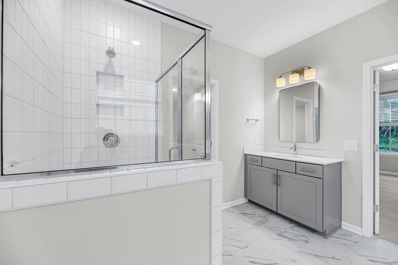 9 Cantona Drive Photo 20