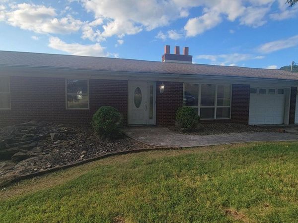 339 Sparks Landing Rd, Maynardville, TN 37807