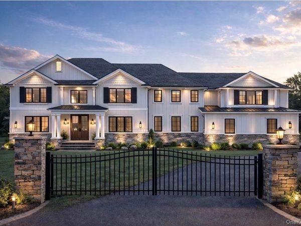 141 Old Cedar Swamp Road, Jericho, NY 11753