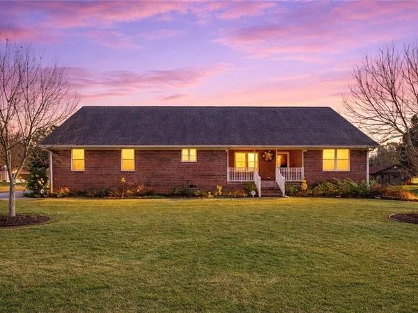 11 Paige Street, Cartersville, GA 30121